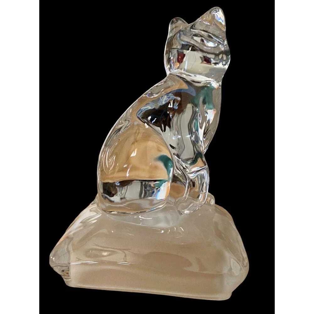 Art Glass Cat Figurine Paperweight Sitting On A Frosted Glass Pillow 5" Clear - Picture 4 of 5
